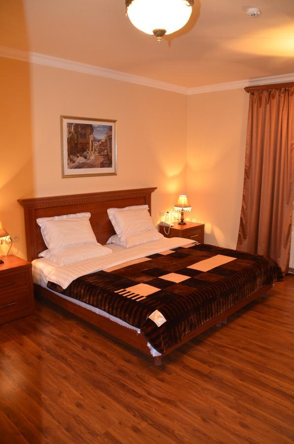 Syunik Hotel Kapan Eksteriør billede