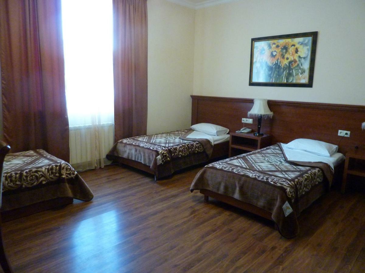 Syunik Hotel Kapan Eksteriør billede